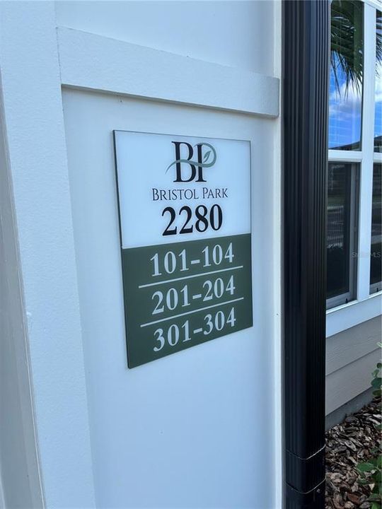 For Rent: $1,795 (2 beds, 2 baths, 1305 Square Feet)