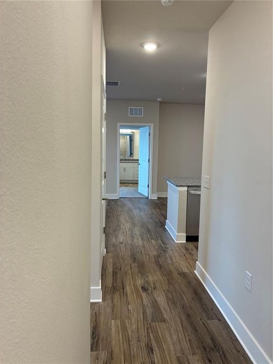 For Rent: $1,795 (2 beds, 2 baths, 1305 Square Feet)
