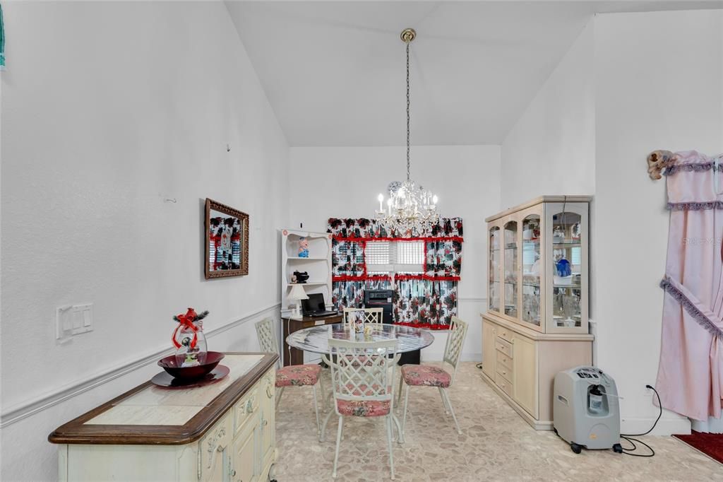 For Sale: $625,000 (4 beds, 3 baths, 2999 Square Feet)
