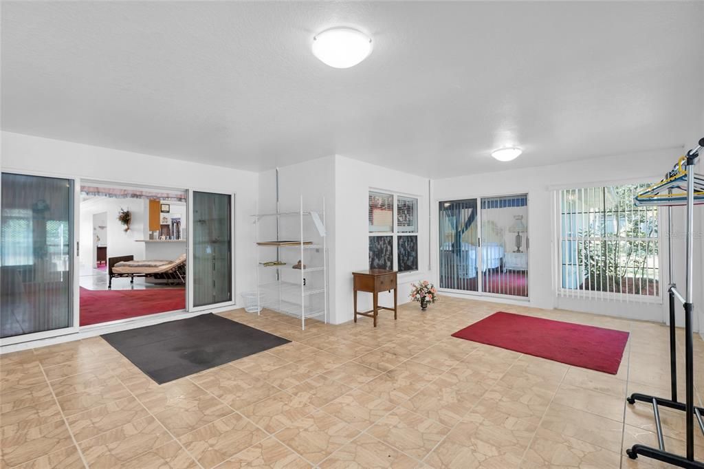 For Sale: $625,000 (4 beds, 3 baths, 2999 Square Feet)
