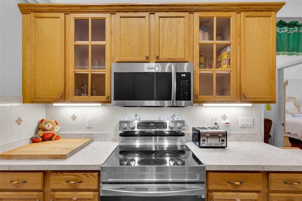 For Sale: $625,000 (4 beds, 3 baths, 2999 Square Feet)