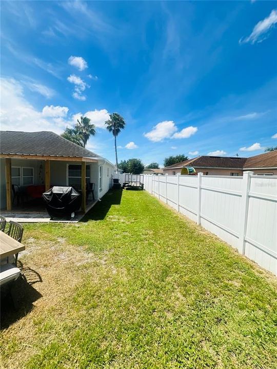 For Sale: $270,000 (3 beds, 2 baths, 1176 Square Feet)
