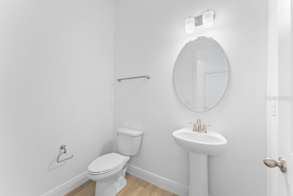 For Rent: $3,500 (3 beds, 2 baths, 2367 Square Feet)