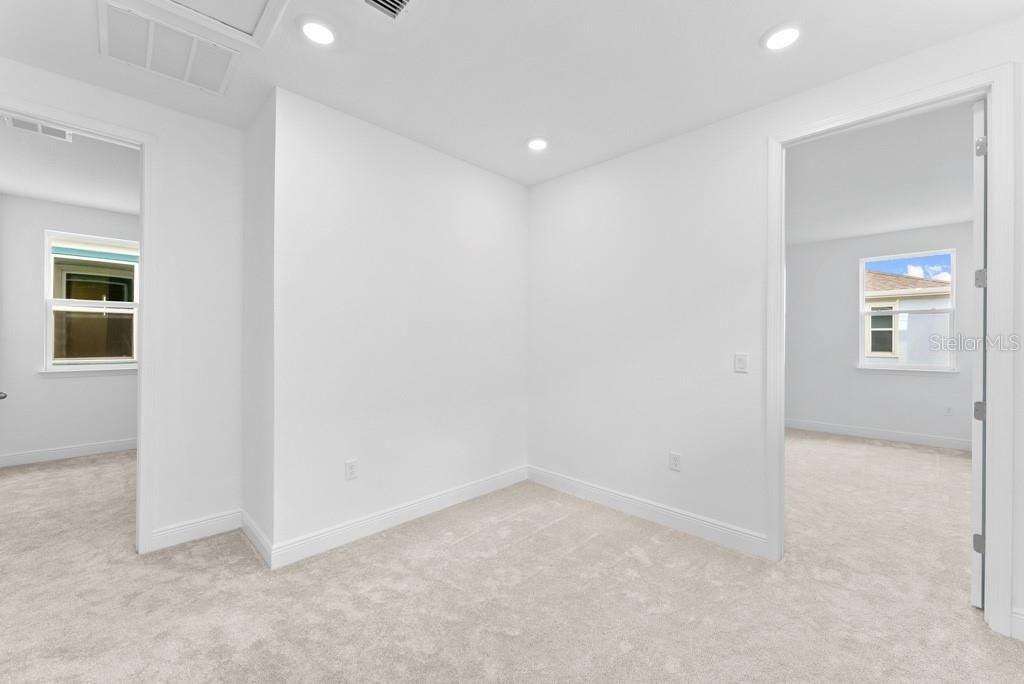 For Rent: $3,500 (3 beds, 2 baths, 2367 Square Feet)