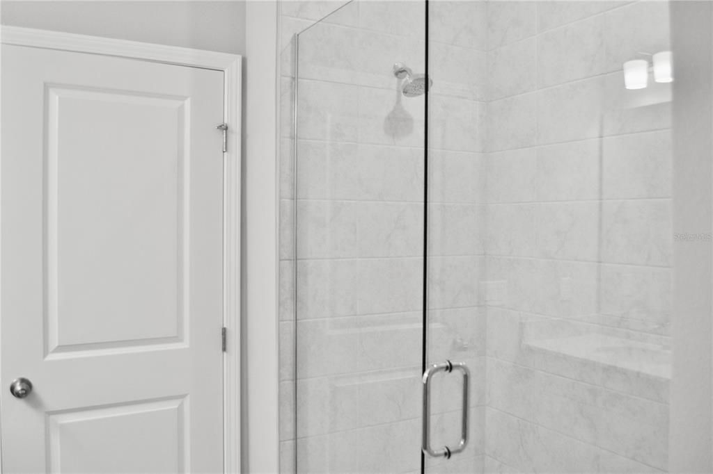 В аренду: $2,700 (4 спален, 3 ванн, 1715 Квадратных фут)