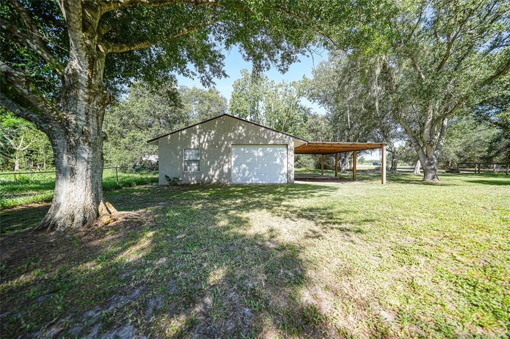 For Sale: $242,900 (2 beds, 1 baths, 1152 Square Feet)