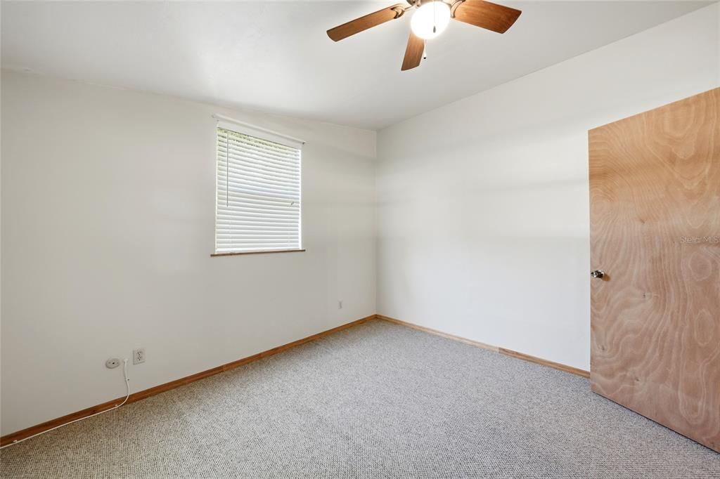 For Sale: $242,900 (2 beds, 1 baths, 1152 Square Feet)