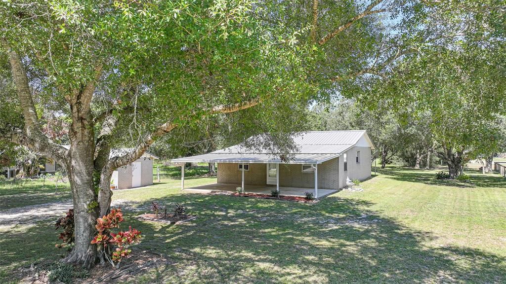 For Sale: $242,900 (2 beds, 1 baths, 1152 Square Feet)