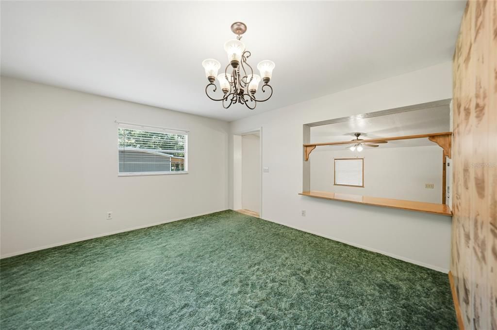For Sale: $242,900 (2 beds, 1 baths, 1152 Square Feet)