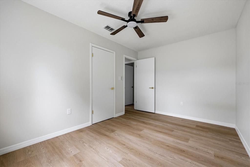 For Sale: $297,000 (3 beds, 1 baths, 1008 Square Feet)