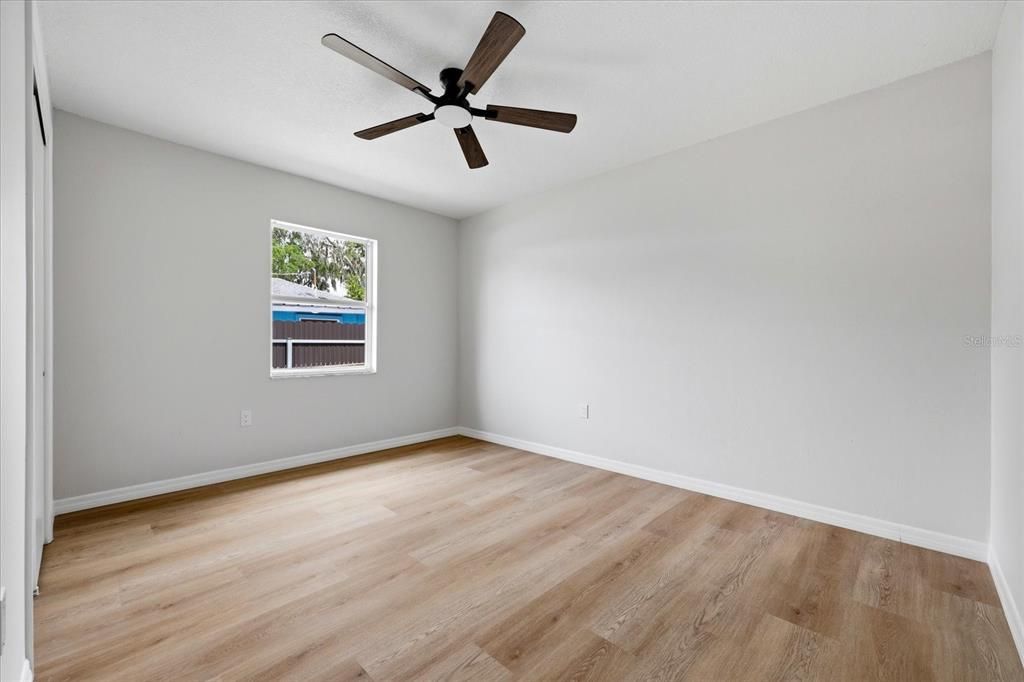 For Sale: $297,000 (3 beds, 1 baths, 1008 Square Feet)