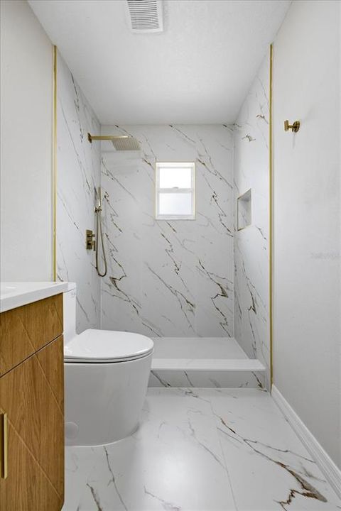 For Sale: $297,000 (3 beds, 1 baths, 1008 Square Feet)
