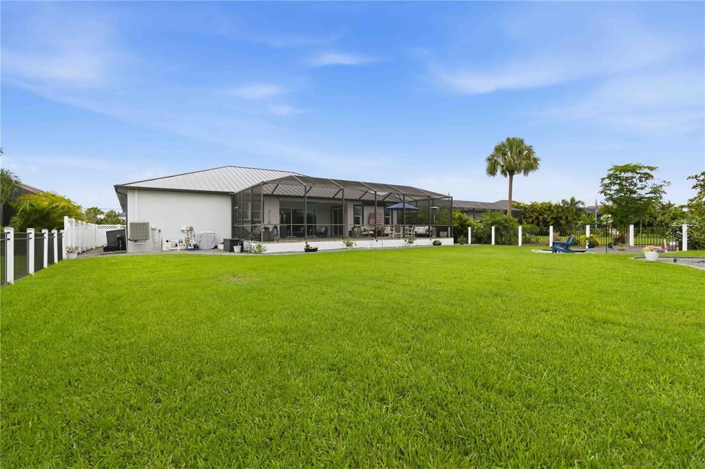 En Venta: $617,000 (3 camas, 2 baños, 2425 Pies cuadrados)