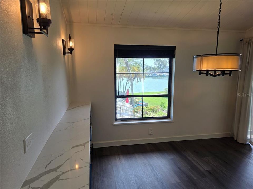 В аренду: $2,495 (2 спален, 2 ванн, 1145 Квадратных фут)