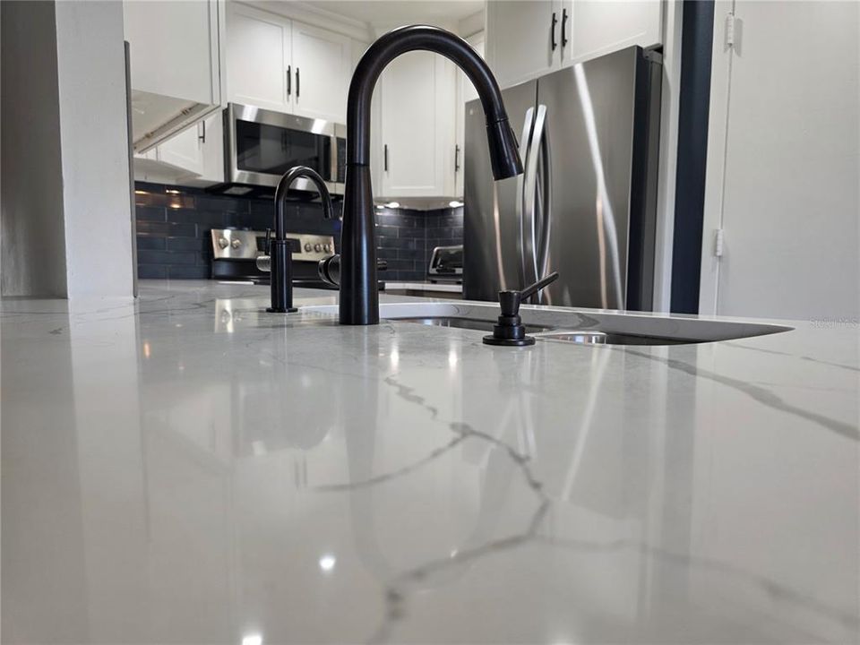 В аренду: $2,495 (2 спален, 2 ванн, 1145 Квадратных фут)