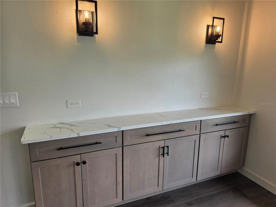 В аренду: $2,495 (2 спален, 2 ванн, 1145 Квадратных фут)