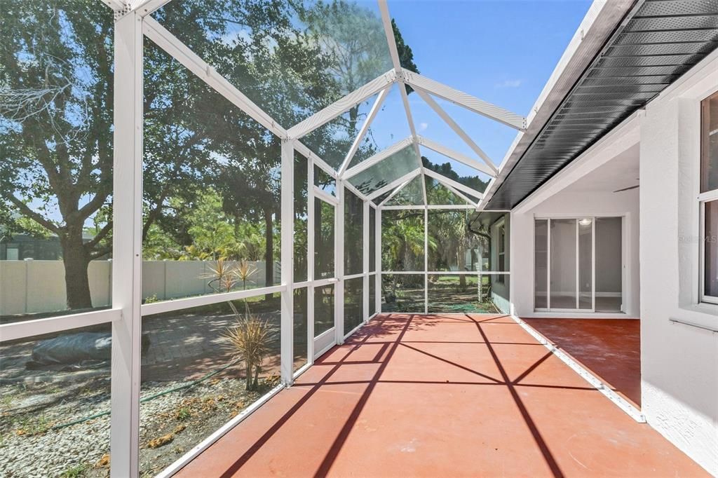 For Sale: $319,000 (3 beds, 2 baths, 1541 Square Feet)