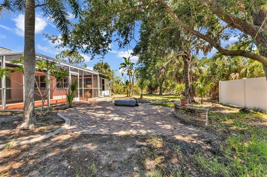 For Sale: $319,000 (3 beds, 2 baths, 1541 Square Feet)