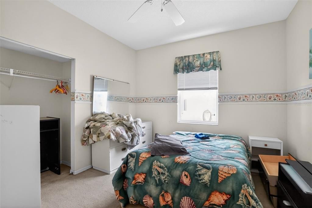 For Sale: $410,000 (3 beds, 2 baths, 1829 Square Feet)