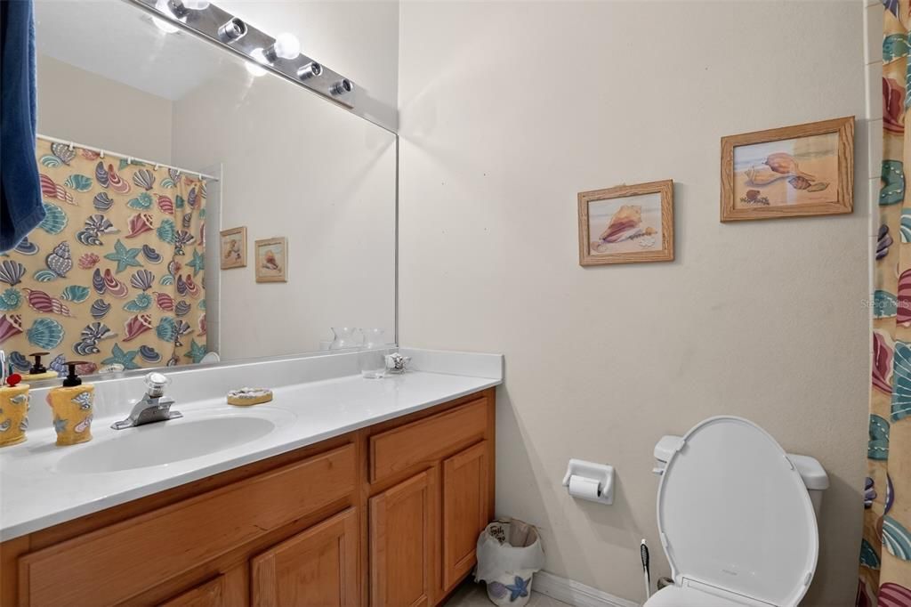 For Sale: $410,000 (3 beds, 2 baths, 1829 Square Feet)