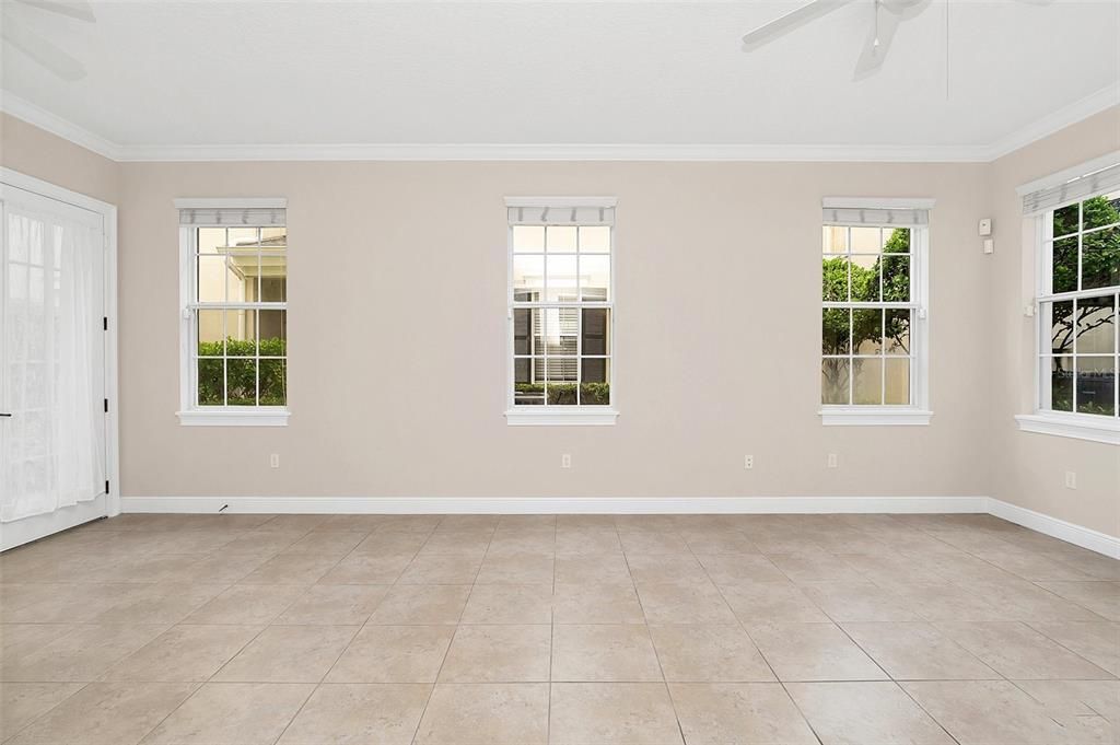 For Rent: $3,795 (3 beds, 3 baths, 2150 Square Feet)