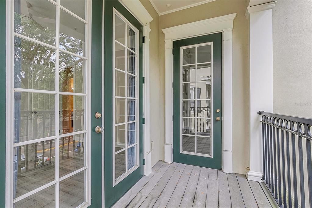 For Rent: $3,795 (3 beds, 3 baths, 2150 Square Feet)