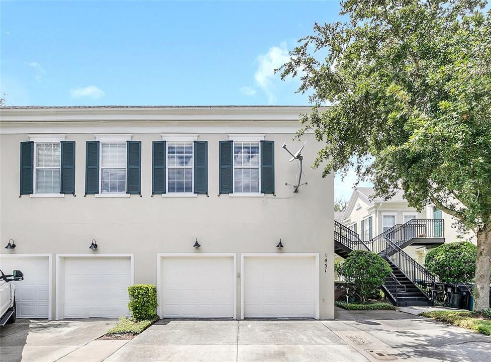 For Rent: $3,795 (3 beds, 3 baths, 2150 Square Feet)