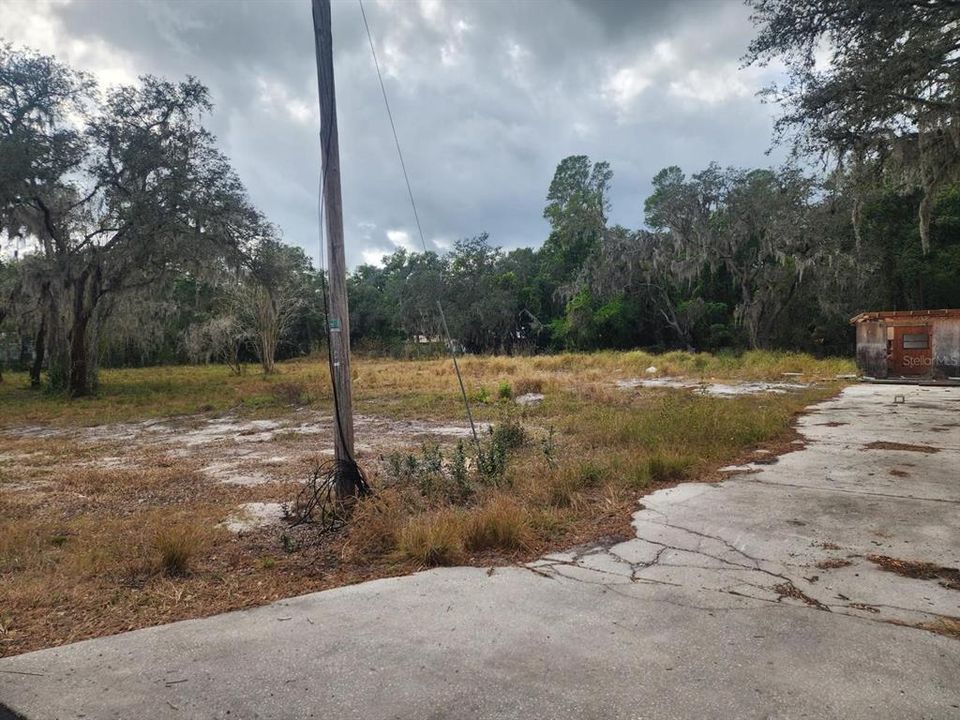待售: $170,000 (1.00 acres)