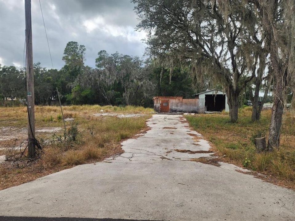 待售: $170,000 (1.00 acres)