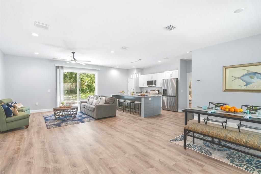 For Sale: $474,990 (3 beds, 2 baths, 1631 Square Feet)
