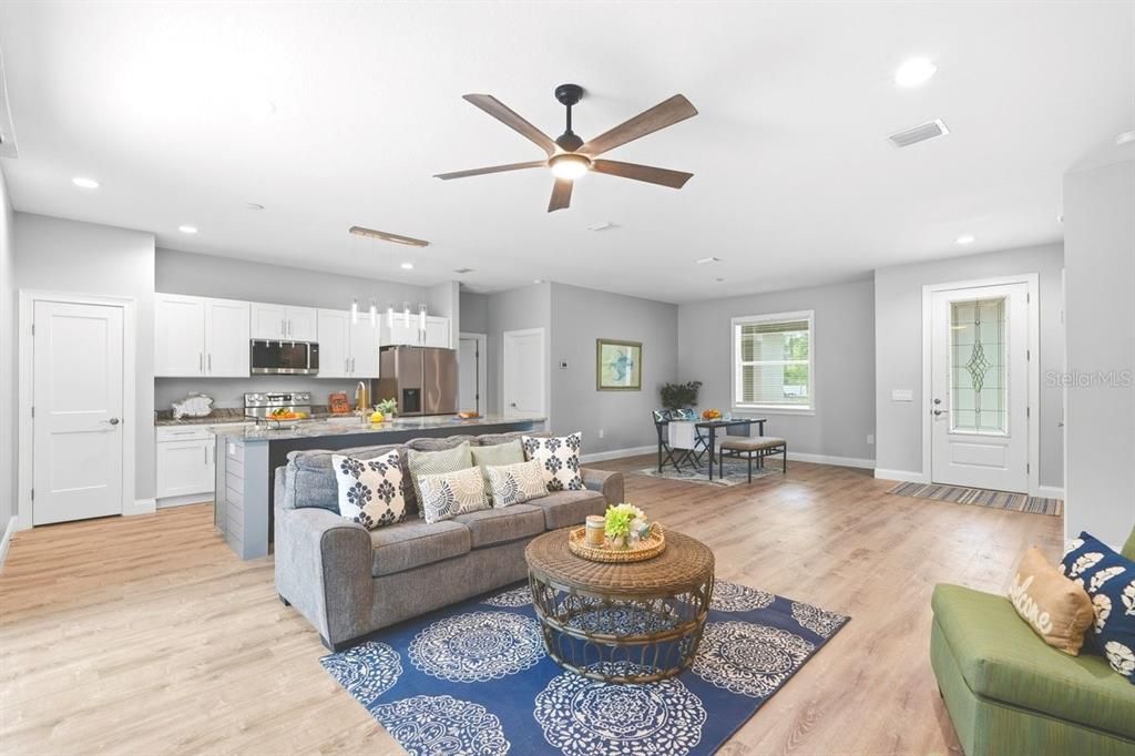 For Sale: $474,990 (3 beds, 2 baths, 1631 Square Feet)