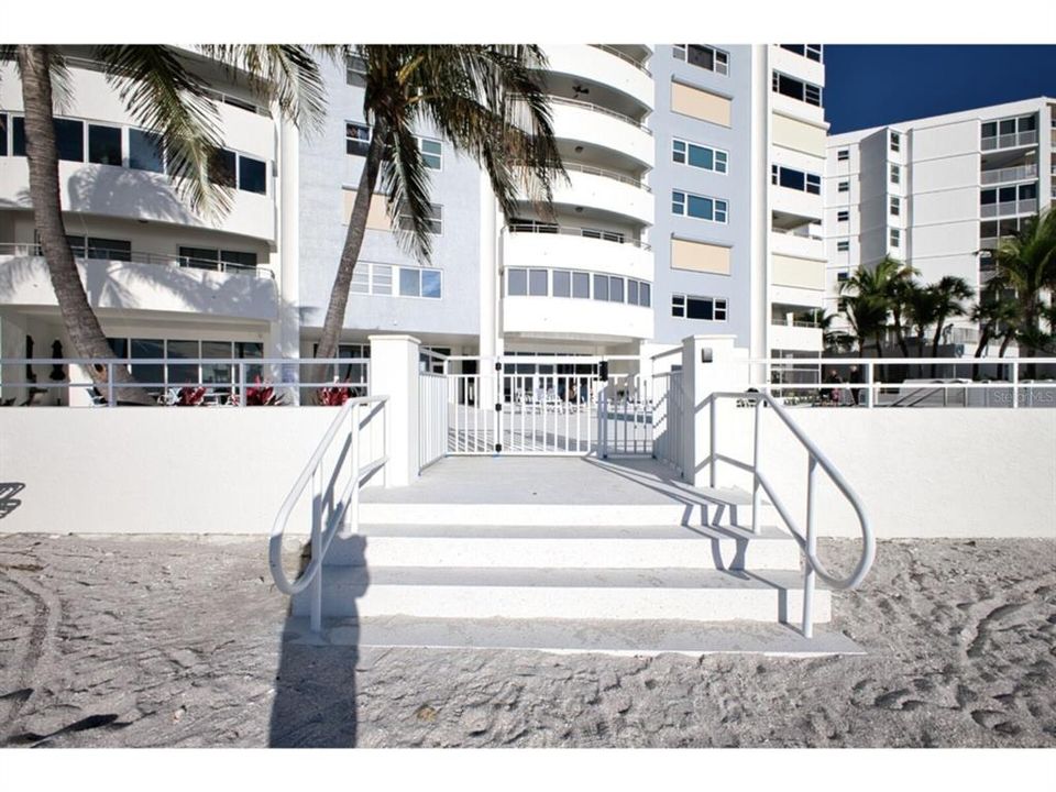 For Rent: $12,000 (2 beds, 2 baths, 1403 Square Feet)
