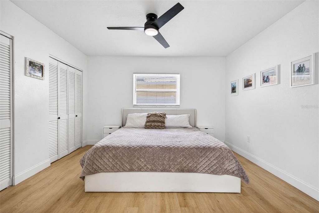En Venta: $549,000 (4 camas, 2 baños, 1822 Pies cuadrados)