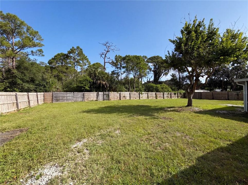 For Sale: $258,000 (3 beds, 2 baths, 1170 Square Feet)