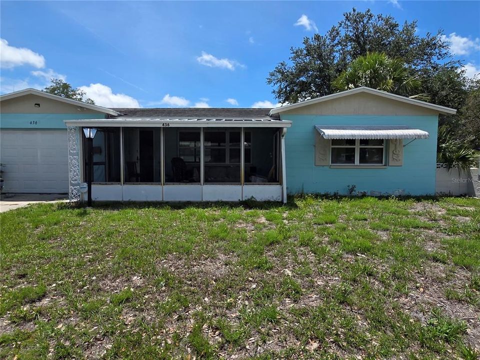 For Sale: $289,924 (2 beds, 1 baths, 788 Square Feet)