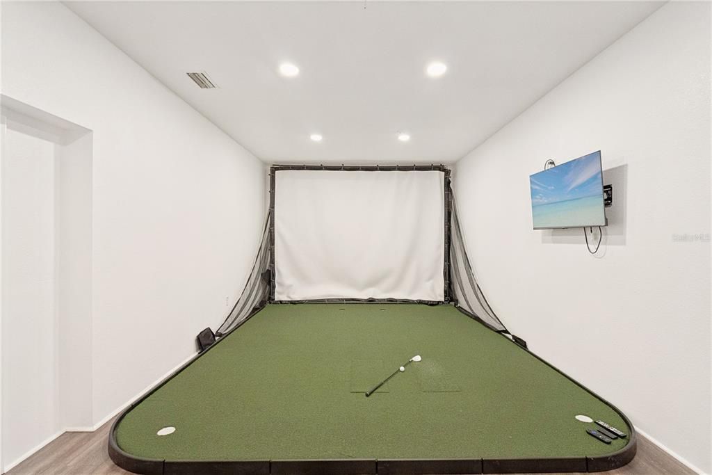 For Sale: $558,000 (4 beds, 3 baths, 2516 Square Feet)