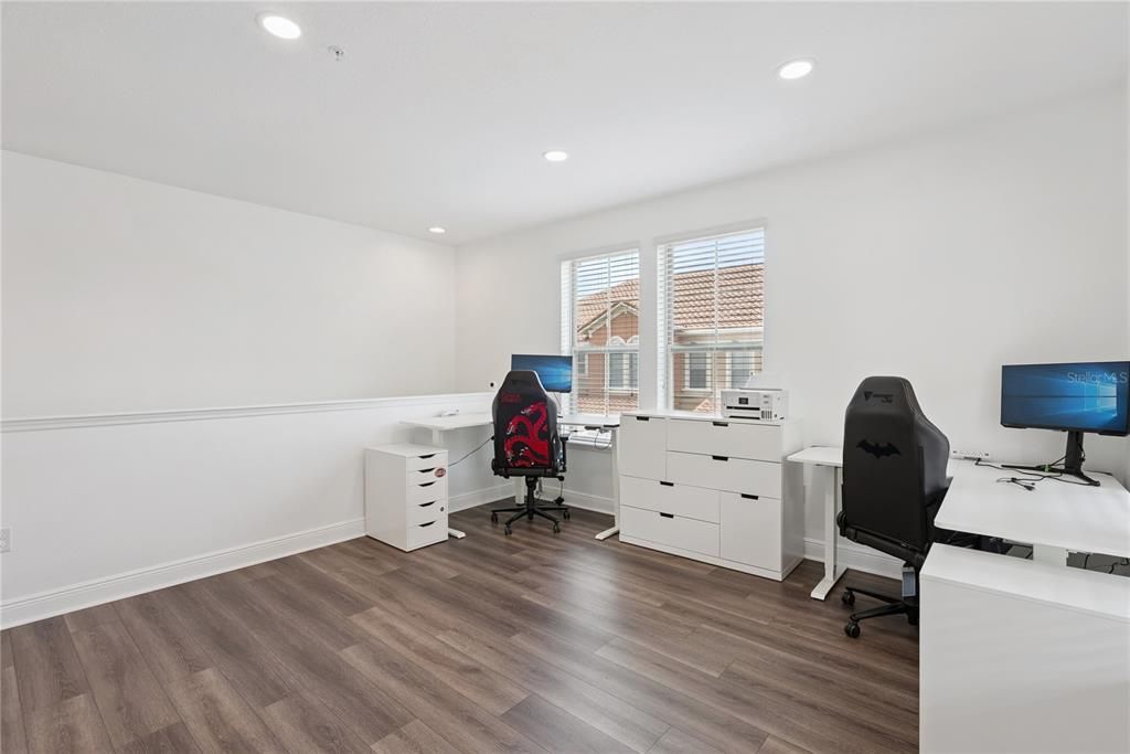For Sale: $558,000 (4 beds, 3 baths, 2516 Square Feet)