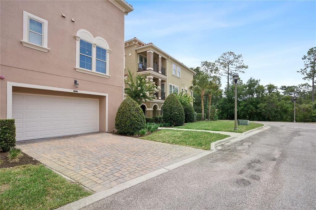For Sale: $558,000 (4 beds, 3 baths, 2516 Square Feet)