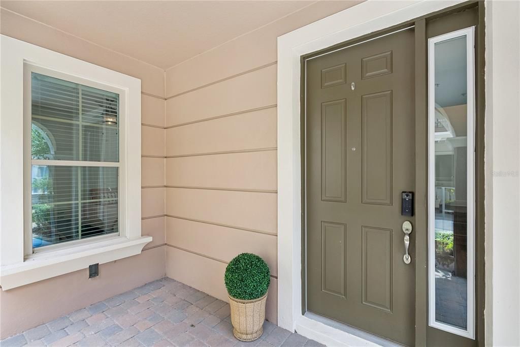 For Sale: $558,000 (4 beds, 3 baths, 2516 Square Feet)