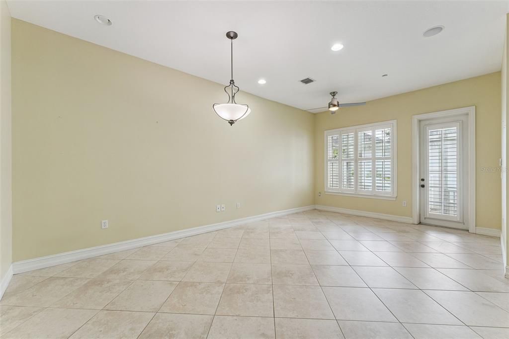 For Sale: $875,000 (3 beds, 2 baths, 2667 Square Feet)