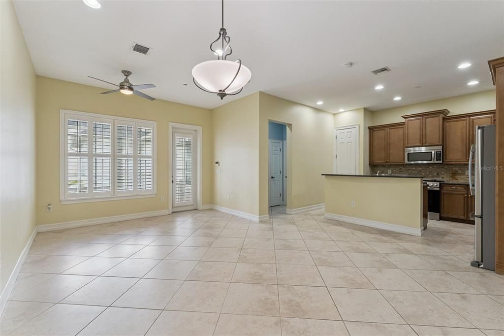 For Sale: $875,000 (3 beds, 2 baths, 2667 Square Feet)