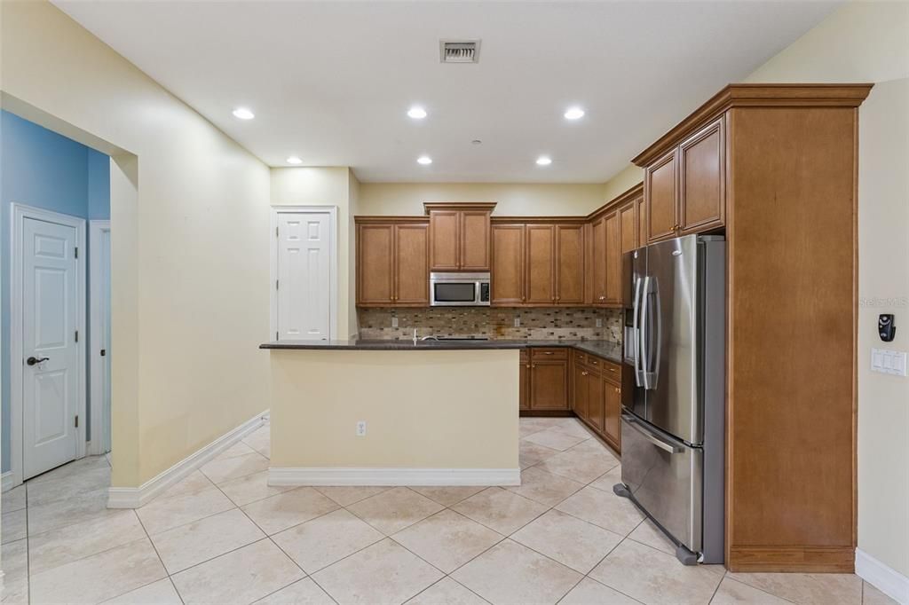 For Sale: $875,000 (3 beds, 2 baths, 2667 Square Feet)