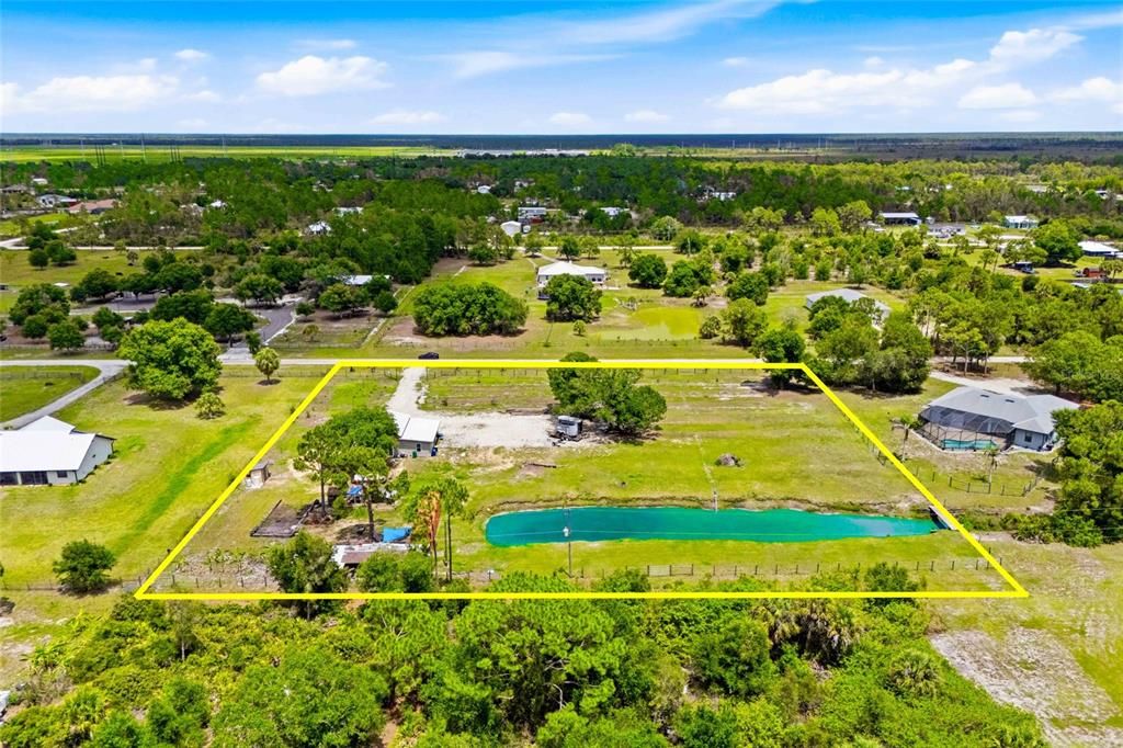 На продажу: $265,000 (2.50 acres)