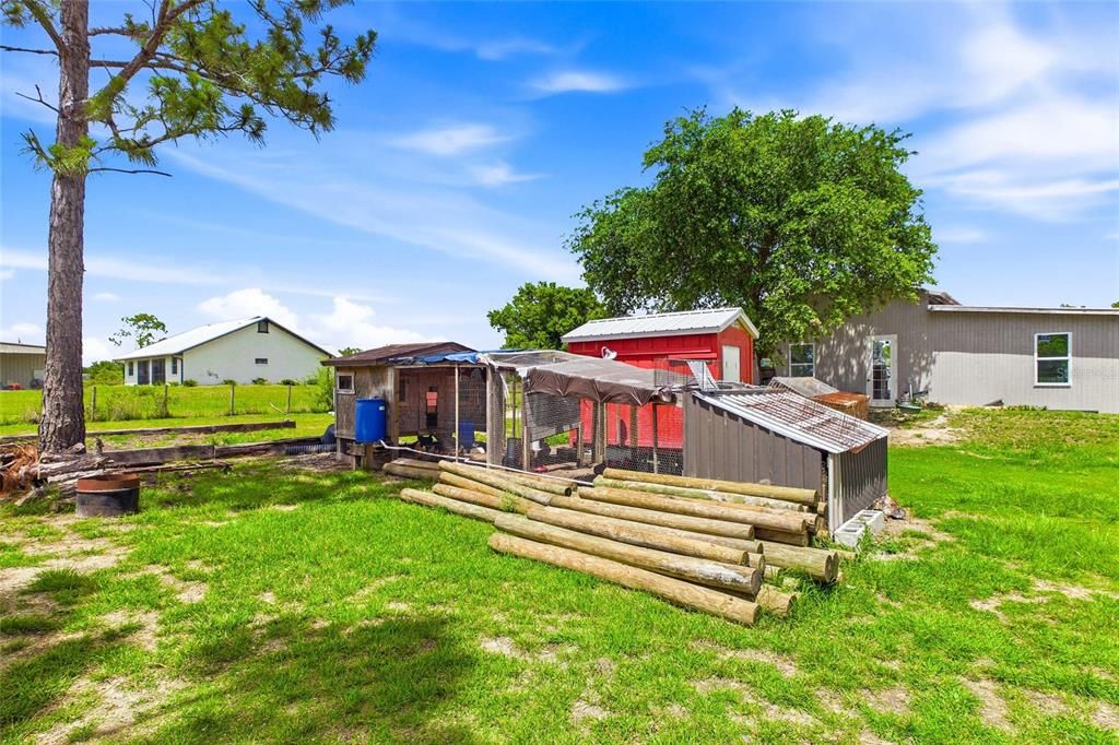 На продажу: $265,000 (2.50 acres)
