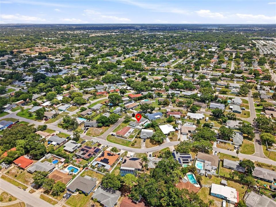 For Sale: $575,000 (3 beds, 3 baths, 1657 Square Feet)