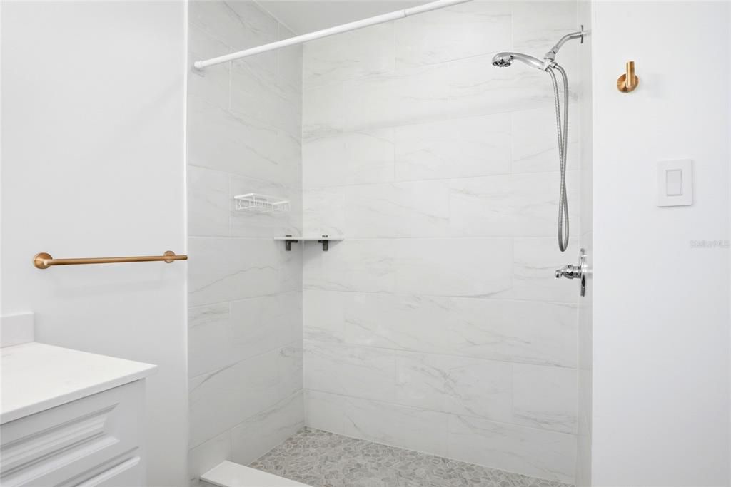 For Sale: $575,000 (3 beds, 3 baths, 1657 Square Feet)