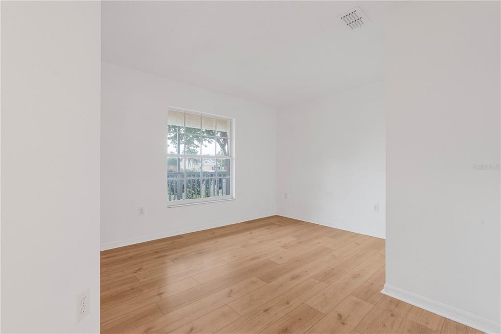 На продажу: $434,999 (4 спален, 3 ванн, 1679 Квадратных фут)