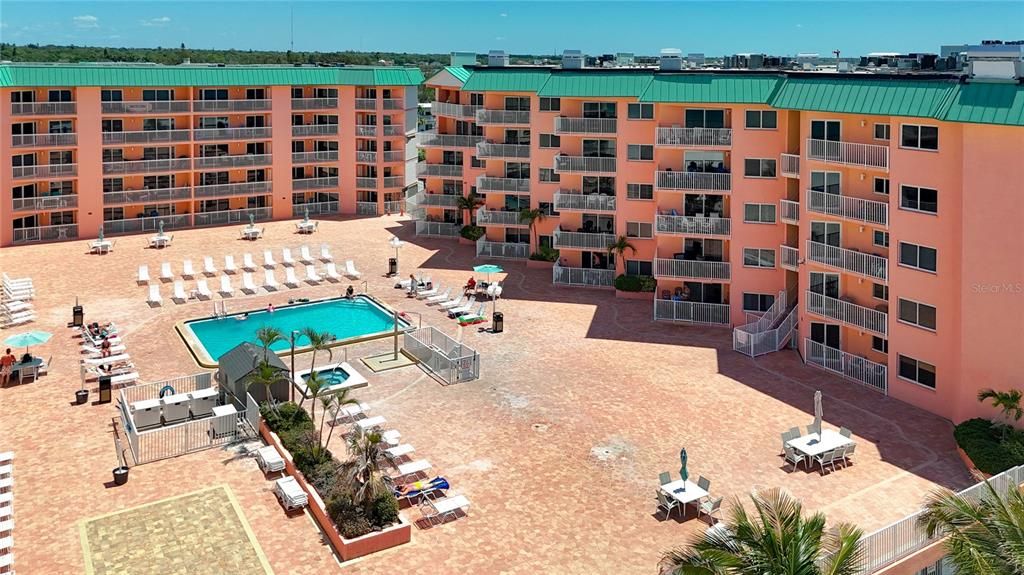 En Venta: $875,000 (3 camas, 2 baños, 1435 Pies cuadrados)
