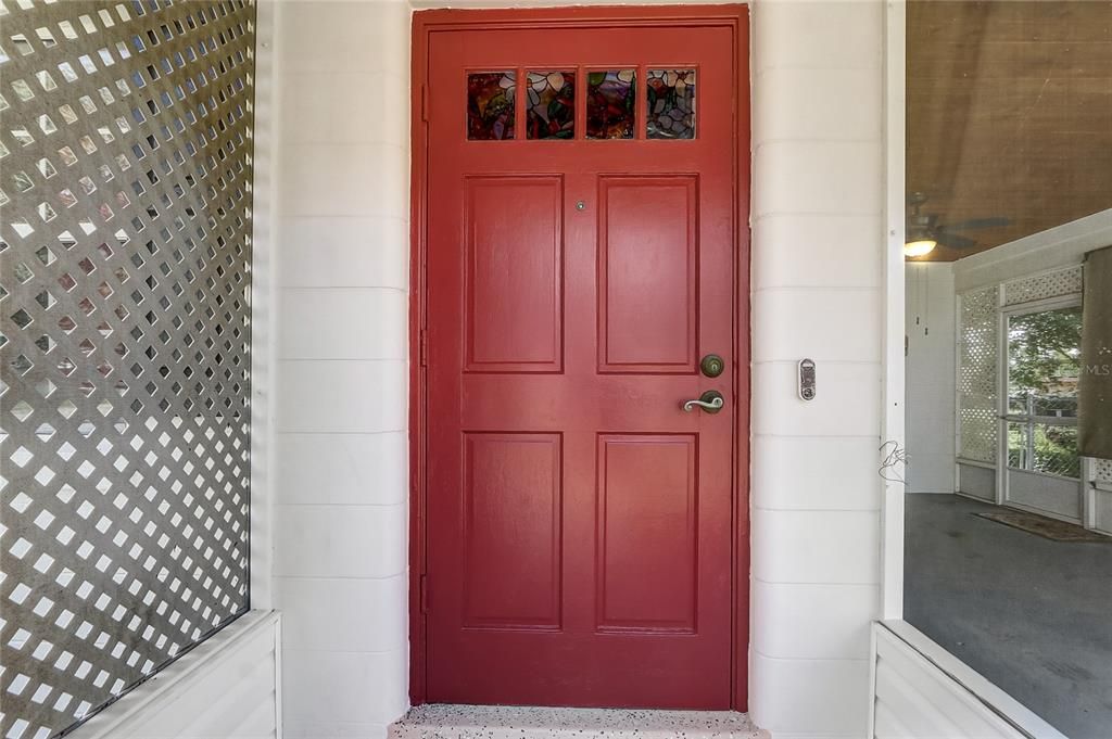 For Sale: $187,000 (2 beds, 1 baths, 690 Square Feet)
