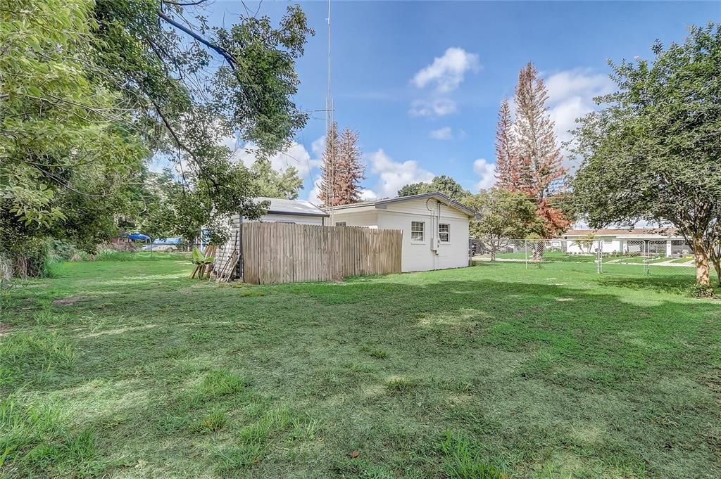 For Sale: $187,000 (2 beds, 1 baths, 690 Square Feet)